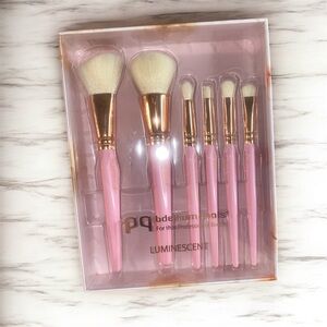 Bdellium Tools Pink Golden Triangle Luminescent Set brand new